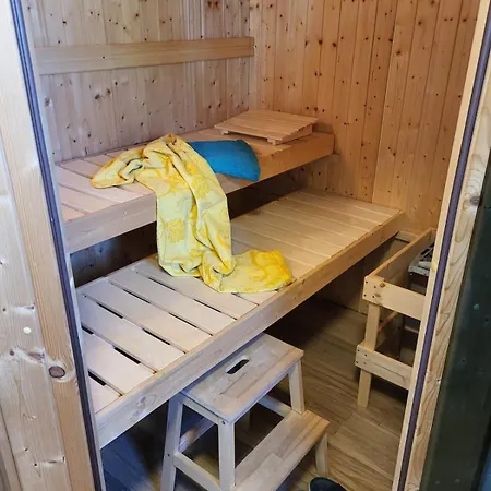 Huehnergott - Kranichnest